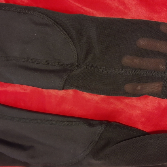 Creation and Evolution Capri Leggings (S) - Picture 3 of 7